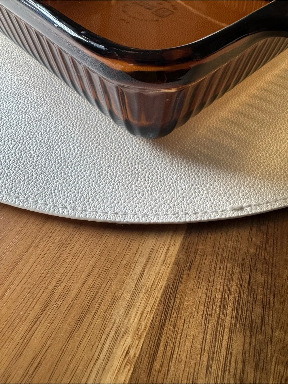 Vintage Anchor Hocking Amber 1.5 Qt Glass Baking Dish